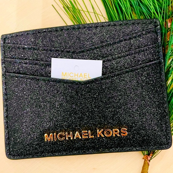 Michael Kors Handbags - Michael Kors giftables LG black sparkle cardholder